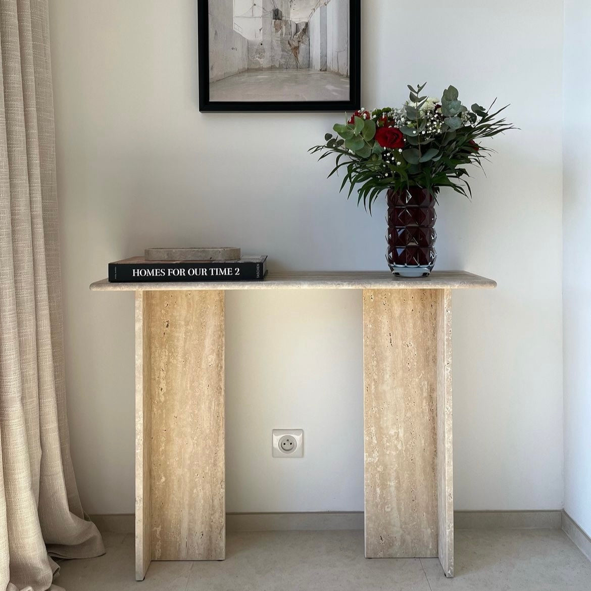 Console Rectangle en Travertin – Sobriété et Élégance Naturelle