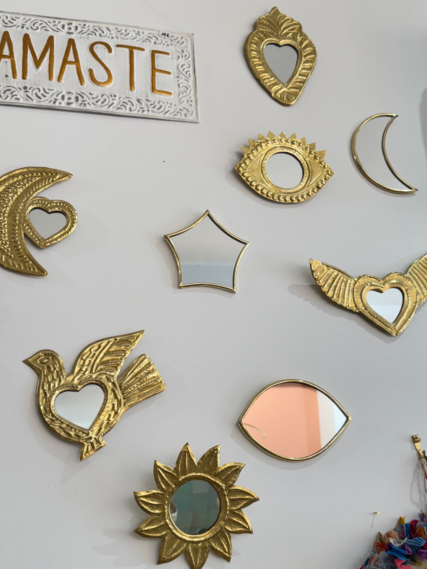 Mini Miroir Lune – Une Touche Poétique pour Votre Décoration