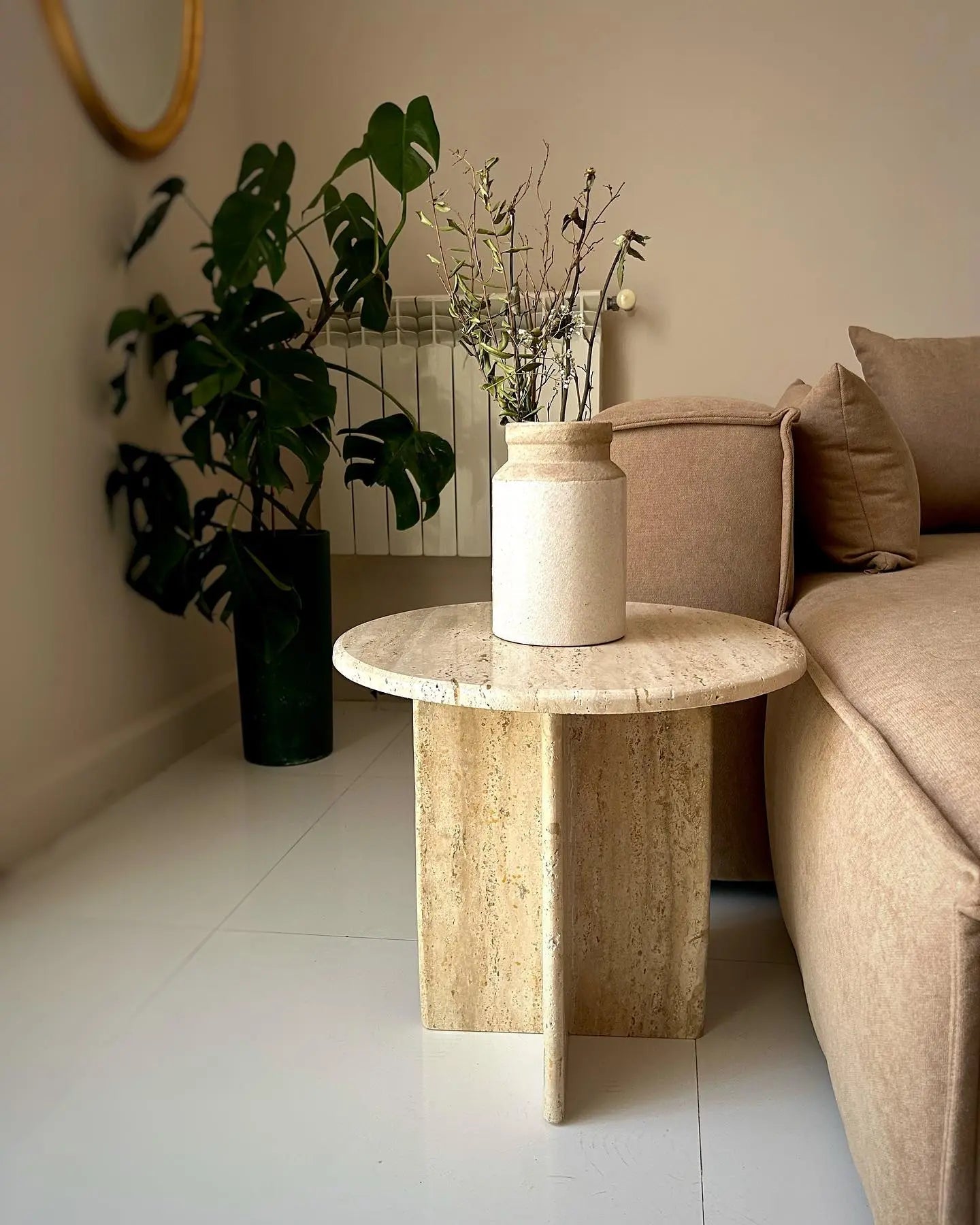 Table d'appoint en travertin Magnifis