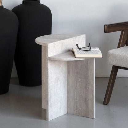 Table d’appoint en travertin Céleste