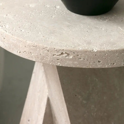 Table d'appoint en travertin Mazagan