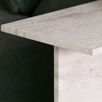 Table d’appoint Modèle ZOÉ en Travertin