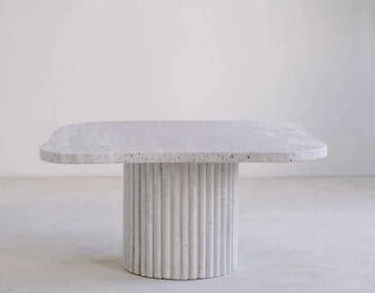 Table Basse Carrée en Travertine