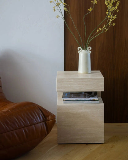 Table d'appoint en travertin Magnifis