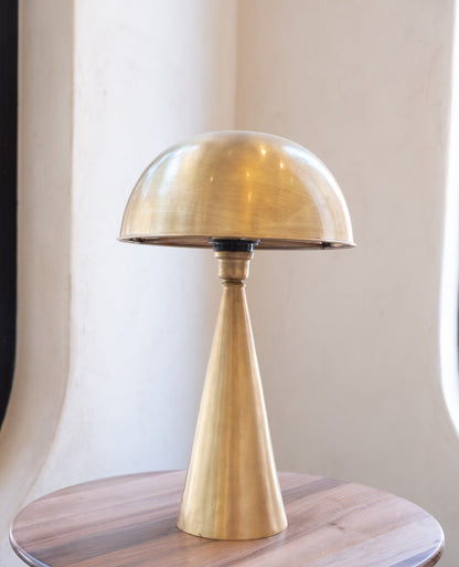 Lampe de Table en Laiton – Élégance et Lumière Intemporelle